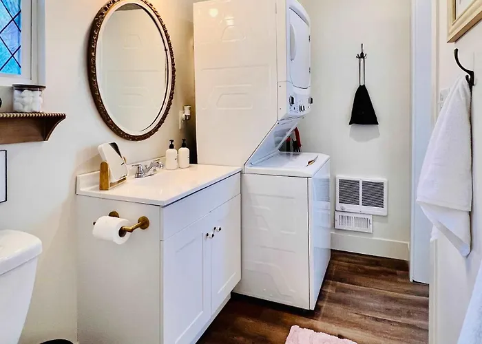 Holiday home Mins To Stadiums - Spacious & Elegant Pittsburgh